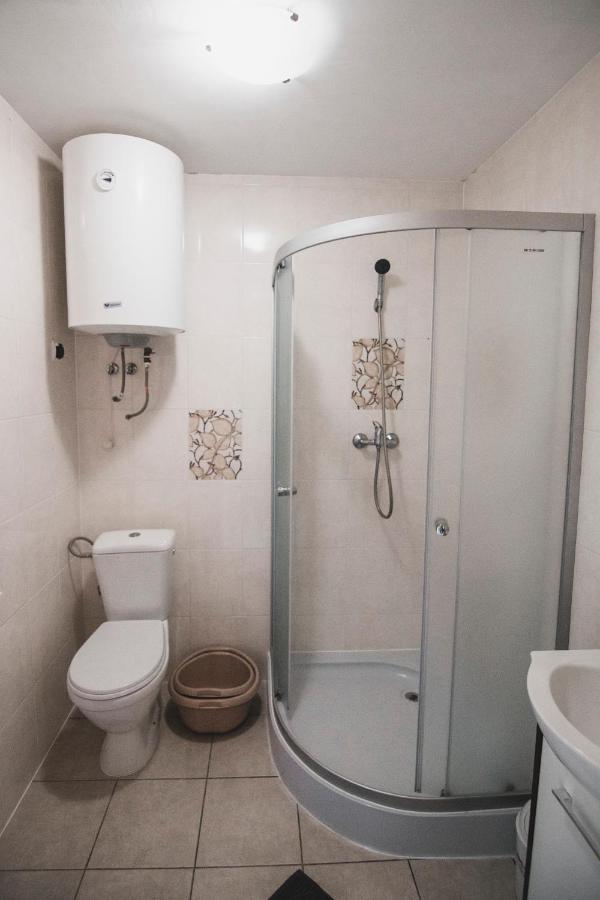 Trzy Kolory Jezierzany Villa Bagian luar foto